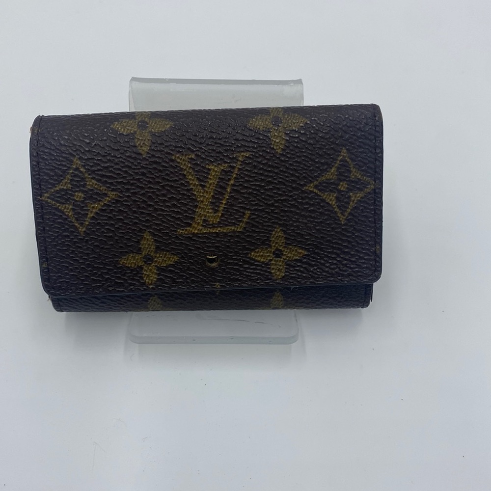 💯 AUTH. Louis Vuitton monogram key holder